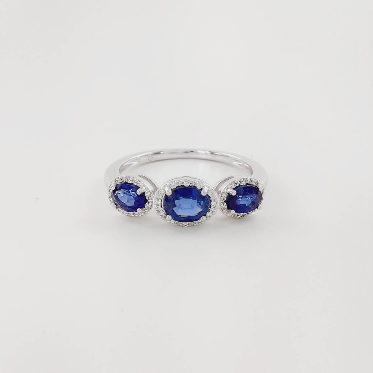 ANILLO ZAFIRO 0,88 CT Y BRILLANTES 0,06 CT